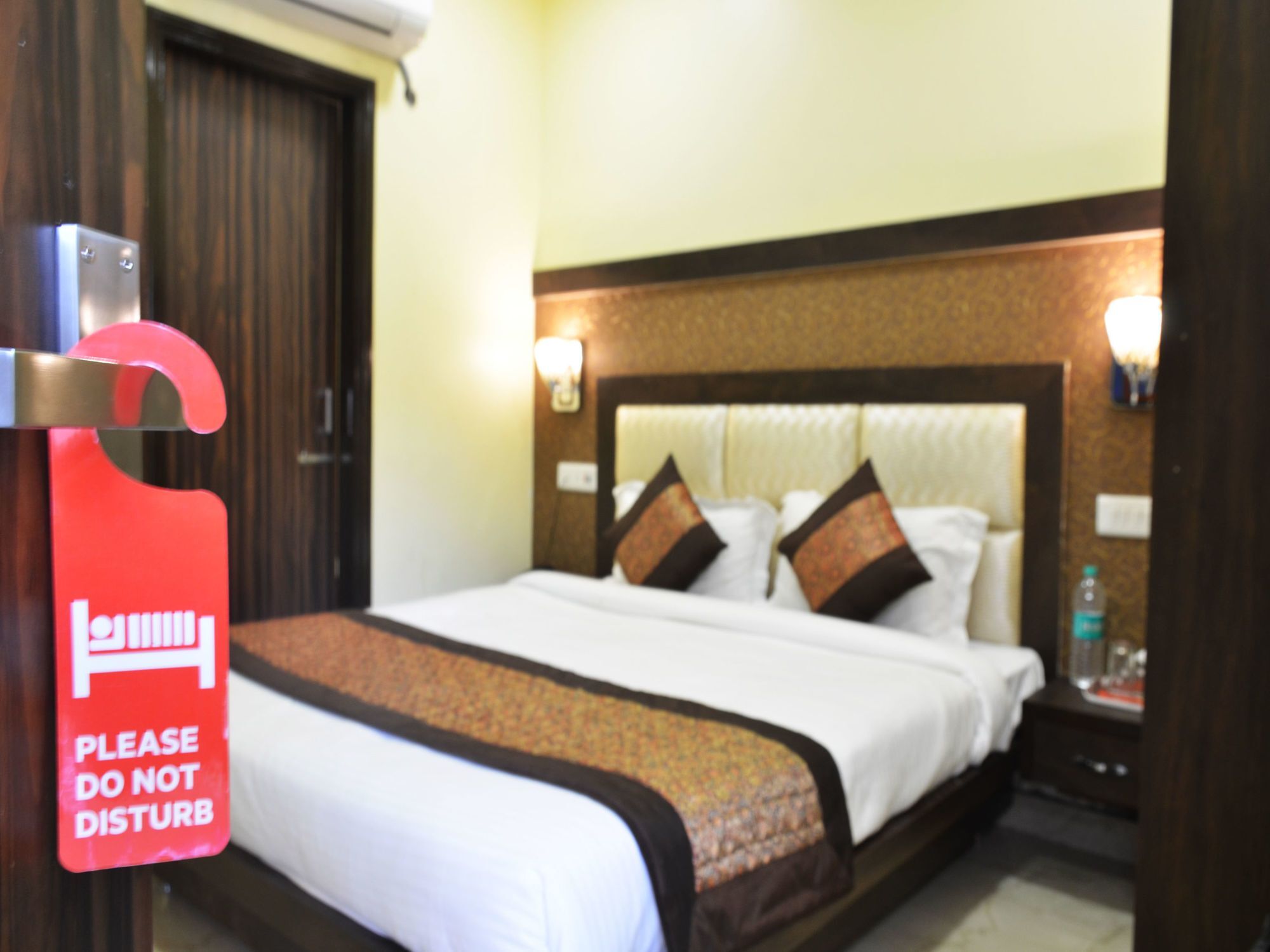 Oyo 7447 Grand Park Hotel Amritsar Bagian luar foto