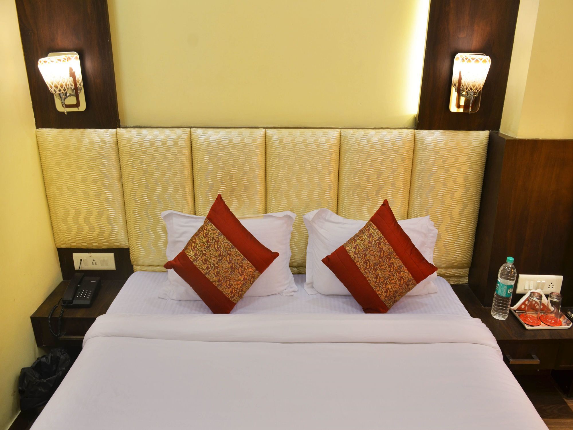Oyo 7447 Grand Park Hotel Amritsar Bagian luar foto