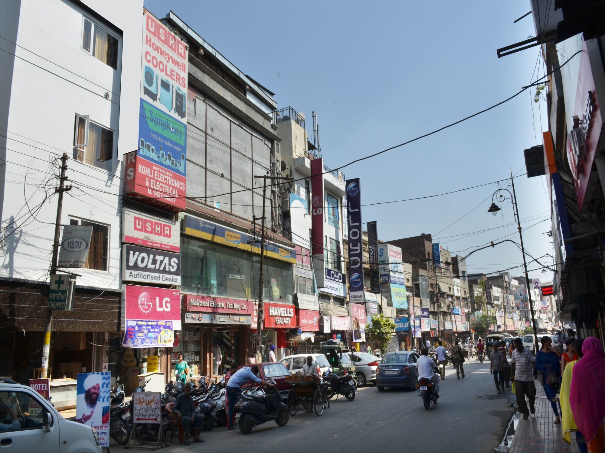 Oyo 7447 Grand Park Hotel Amritsar Bagian luar foto
