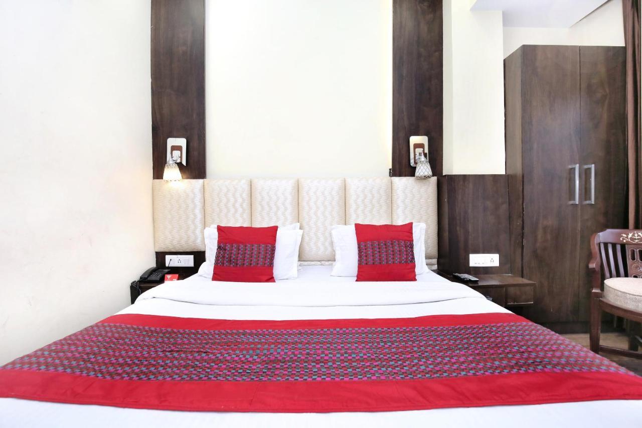Oyo 7447 Grand Park Hotel Amritsar Bagian luar foto
