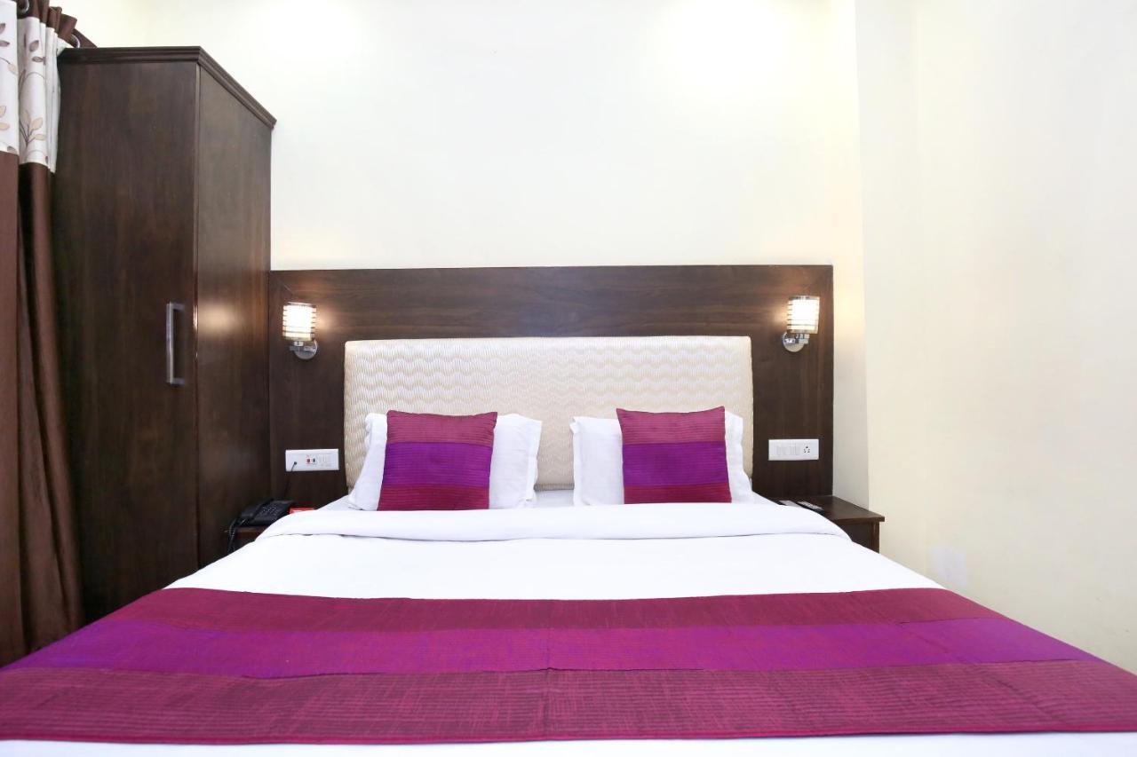 Oyo 7447 Grand Park Hotel Amritsar Bagian luar foto